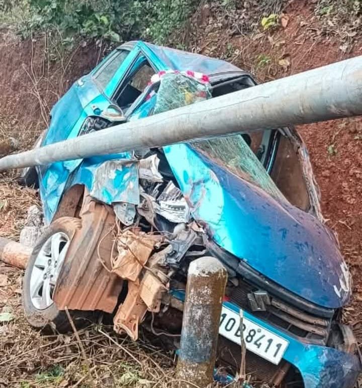 ଭାରସ୍ୟାମ ହରାଇ କାର୍ ଦୁର୍ଘଟଣାଗ୍ରସ୍ତ, ଡ୍ରାଇଭର ମୃତ