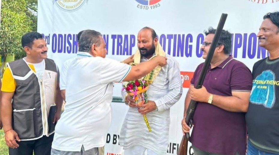 ପ୍ରତିଭାବାନ ସୁଟରମାନଙ୍କୁ ଉତ୍ସାହିତ କଲେ ବିଧାୟକ ବ୍ରଜ କିଶୋର ପ୍ରଧାନ